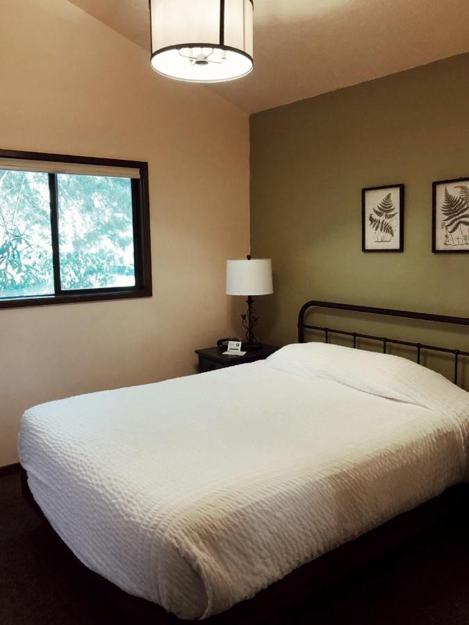 The Smith Creek Village Outdoor Hotel At Silver Falls State Park Sublimity Екстер'єр фото