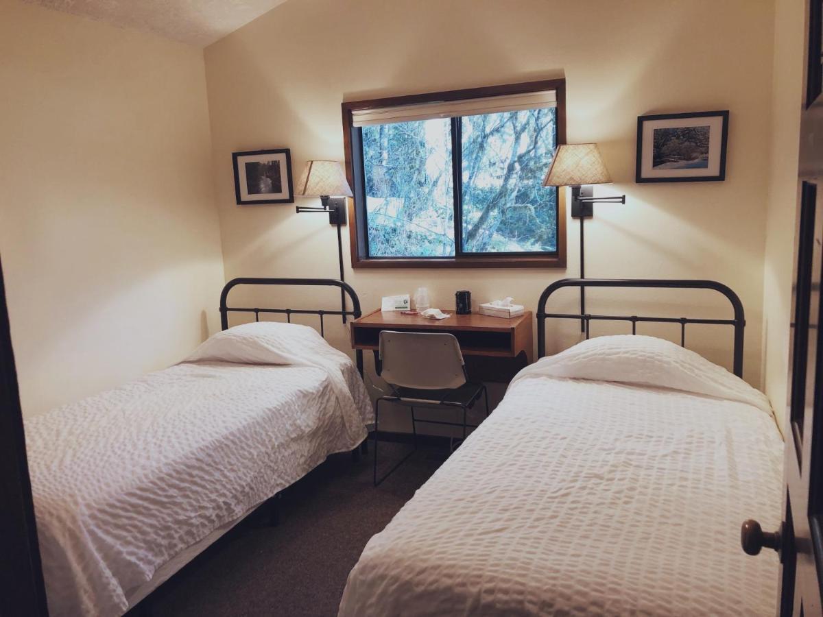 The Smith Creek Village Outdoor Hotel At Silver Falls State Park Sublimity Екстер'єр фото
